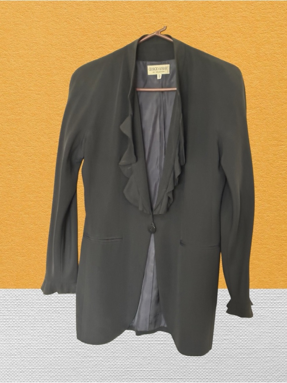 Giorgio Armani Ruffle-Front Single-Button Blazer Women's Size EU40 Black